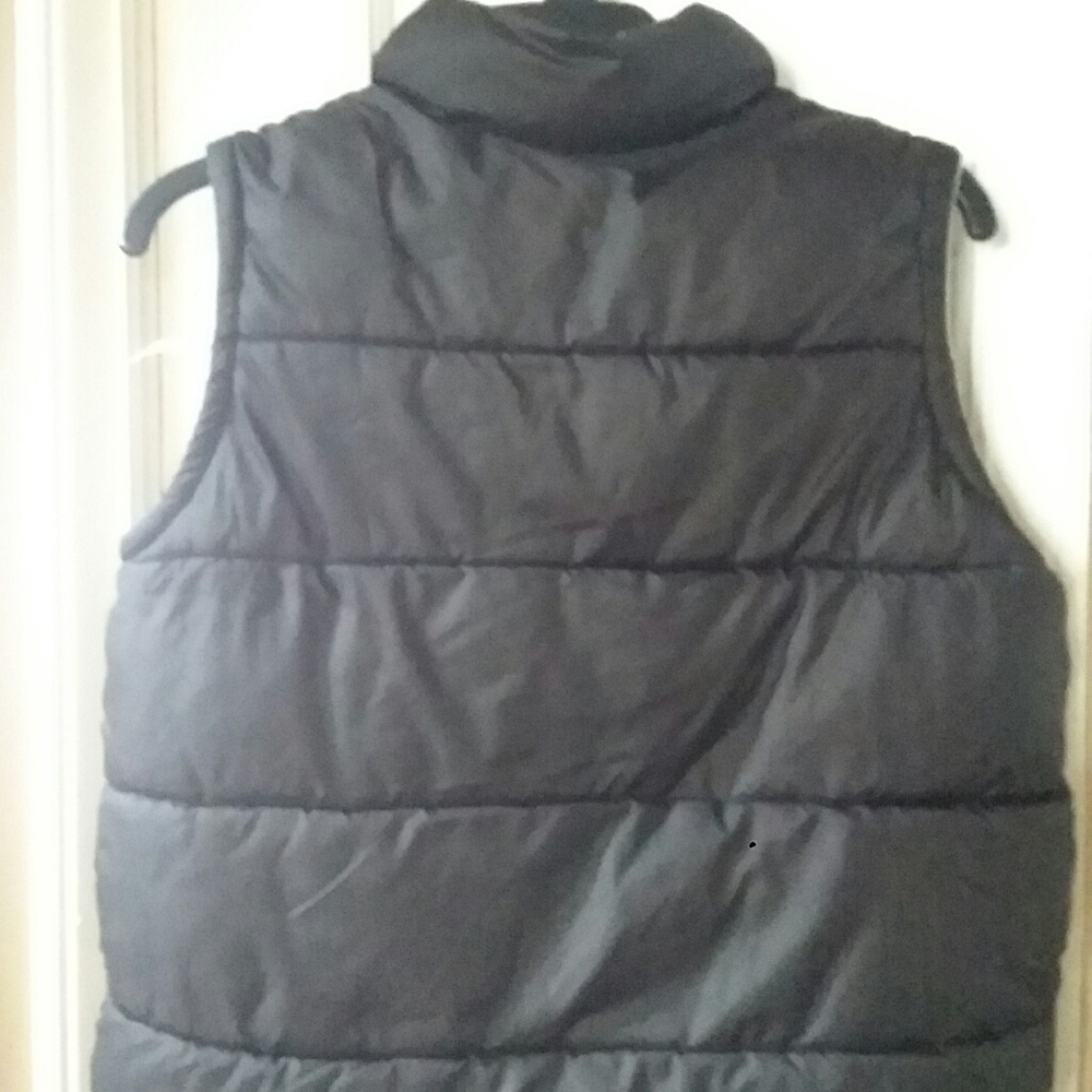 Winter Vest - Picture 2 of 3